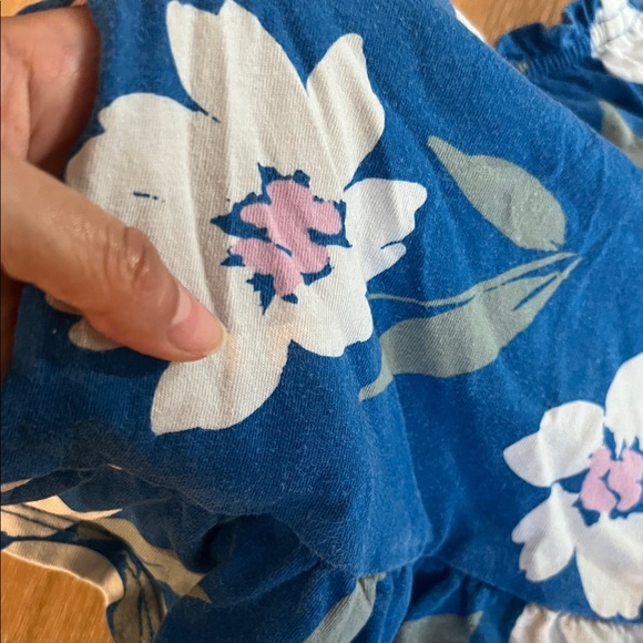 Carter's Blue and White Floral Outfit - Picture 4 of 6